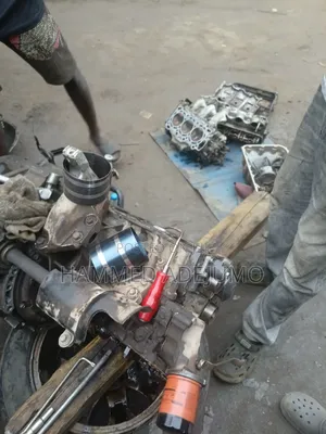 Auto Mobile Mechanic
