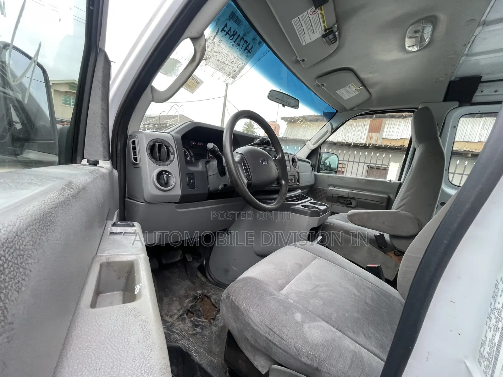 Ford E250 2014 White