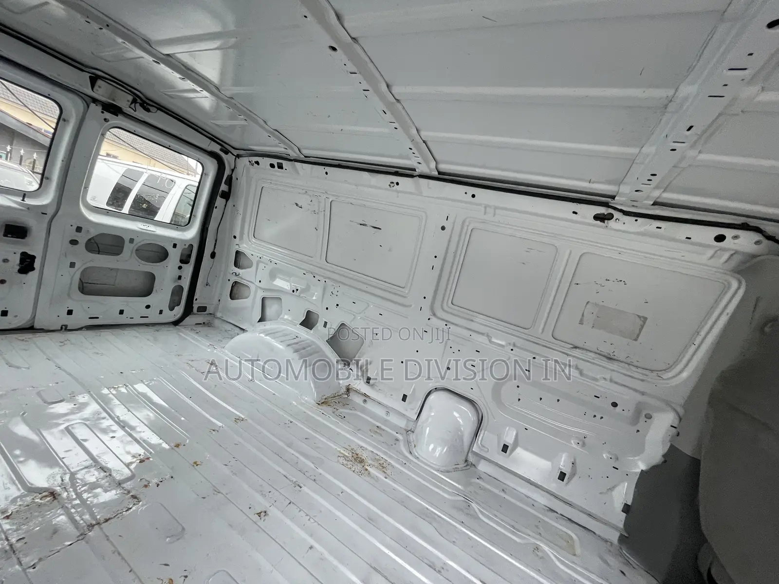 Ford E250 2014 White