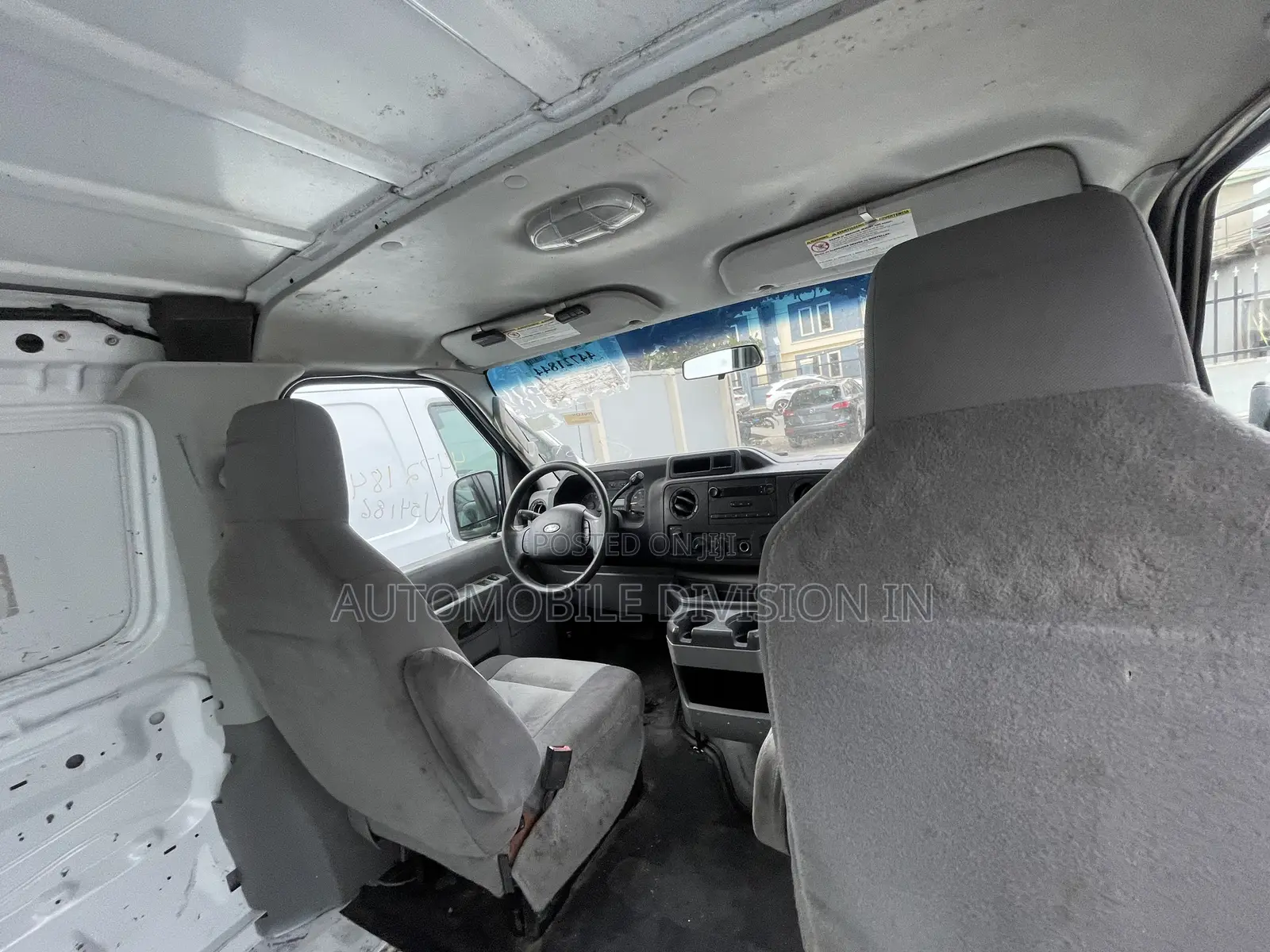 Ford E250 2014 White
