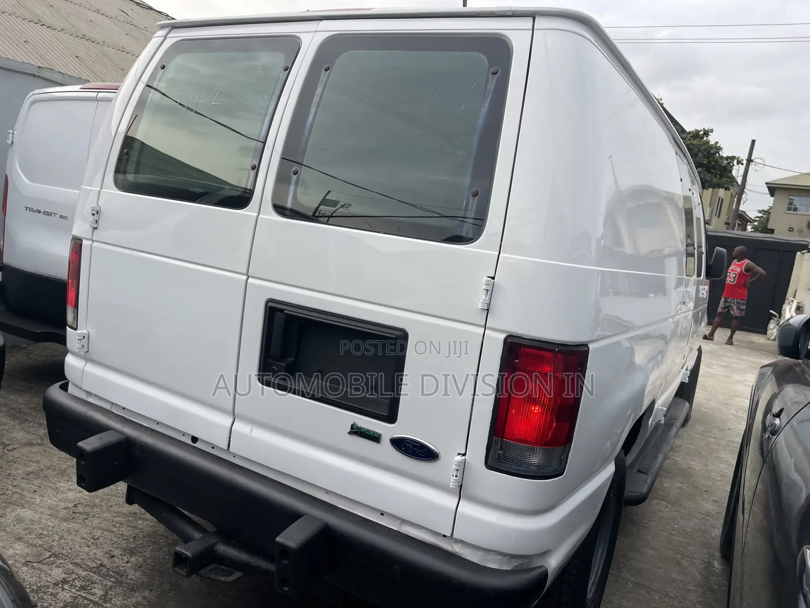 Ford E250 2014 White