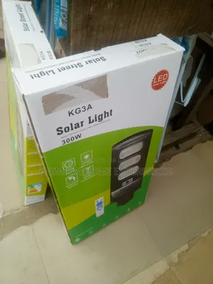 Solar Street Light With Pole 300 Watts