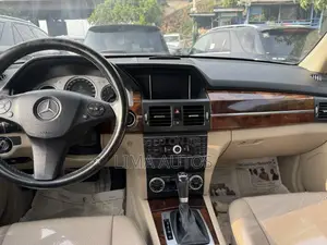 Mercedes-Benz GLK-Class 350 4MATIC 2011 White