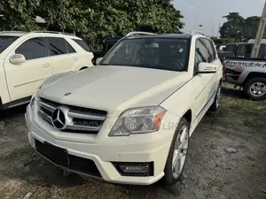 Mercedes-Benz GLK-Class 350 4MATIC 2011 White