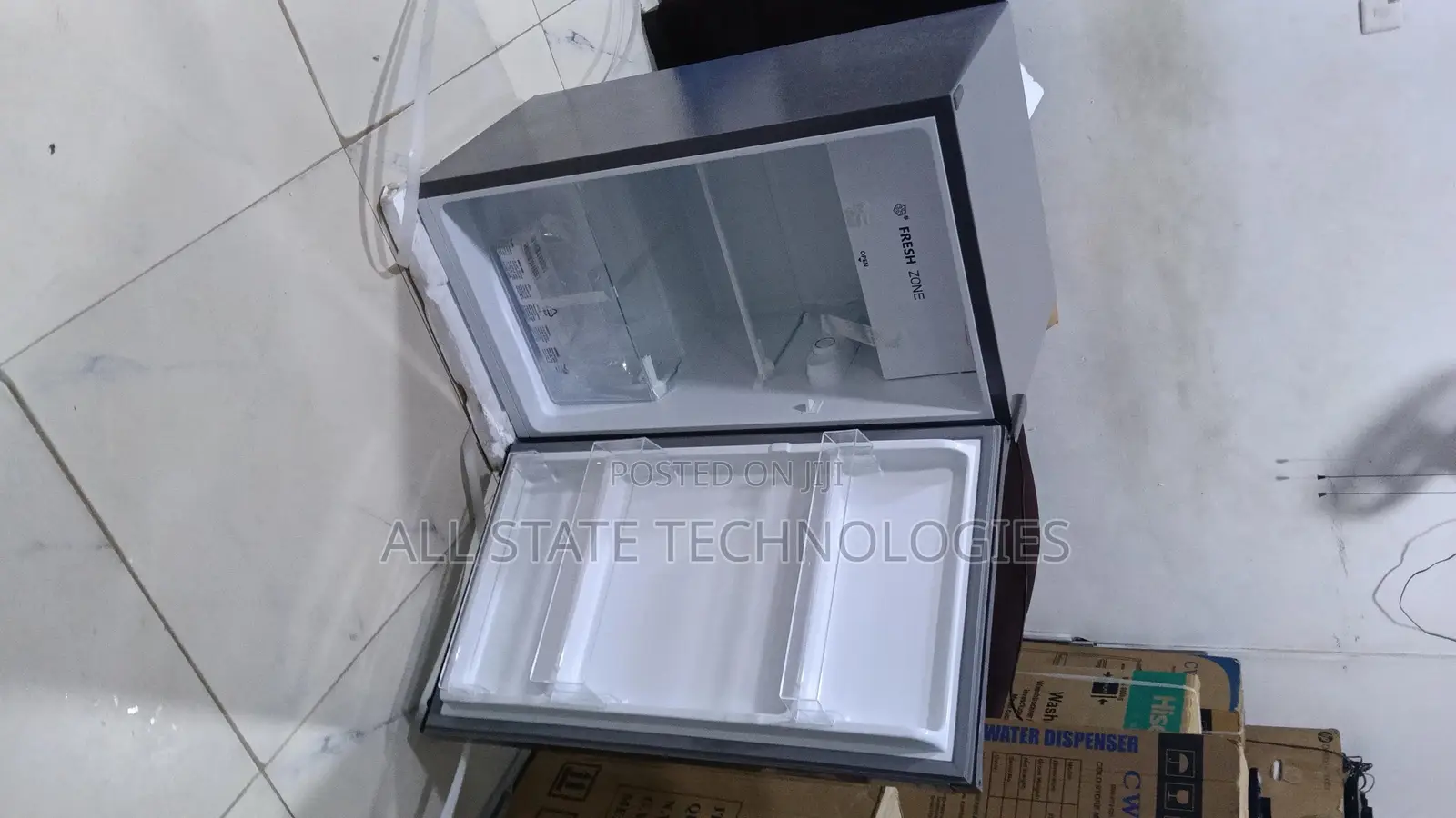 Hisense REF093DR 90L Space-Saving Refrigerator