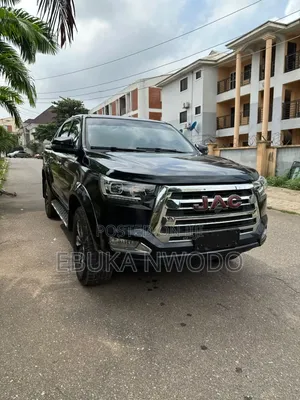 JAC T8 2022 Black