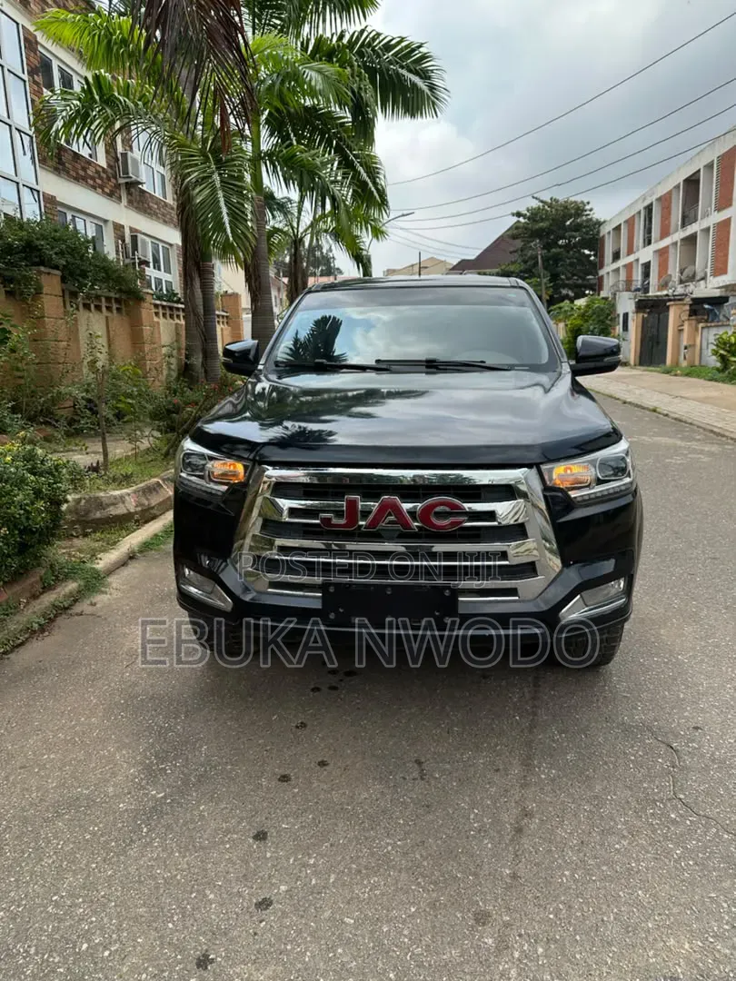 JAC T8 2022 Black