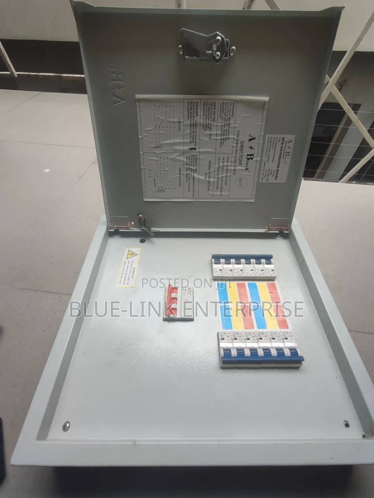 4-Way 3-Phase 125A Distribution Board