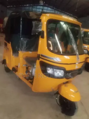 New TVS King Cargo 2025 Yellow