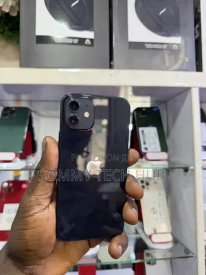 Apple iPhone 12 64 GB Black