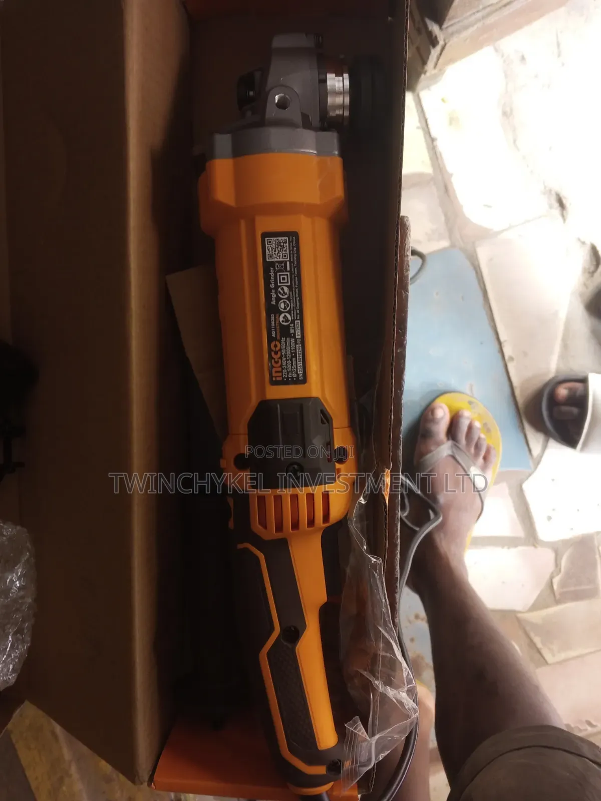 Ingco Angle Grinder