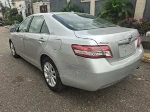 Toyota Camry 2010 Silver