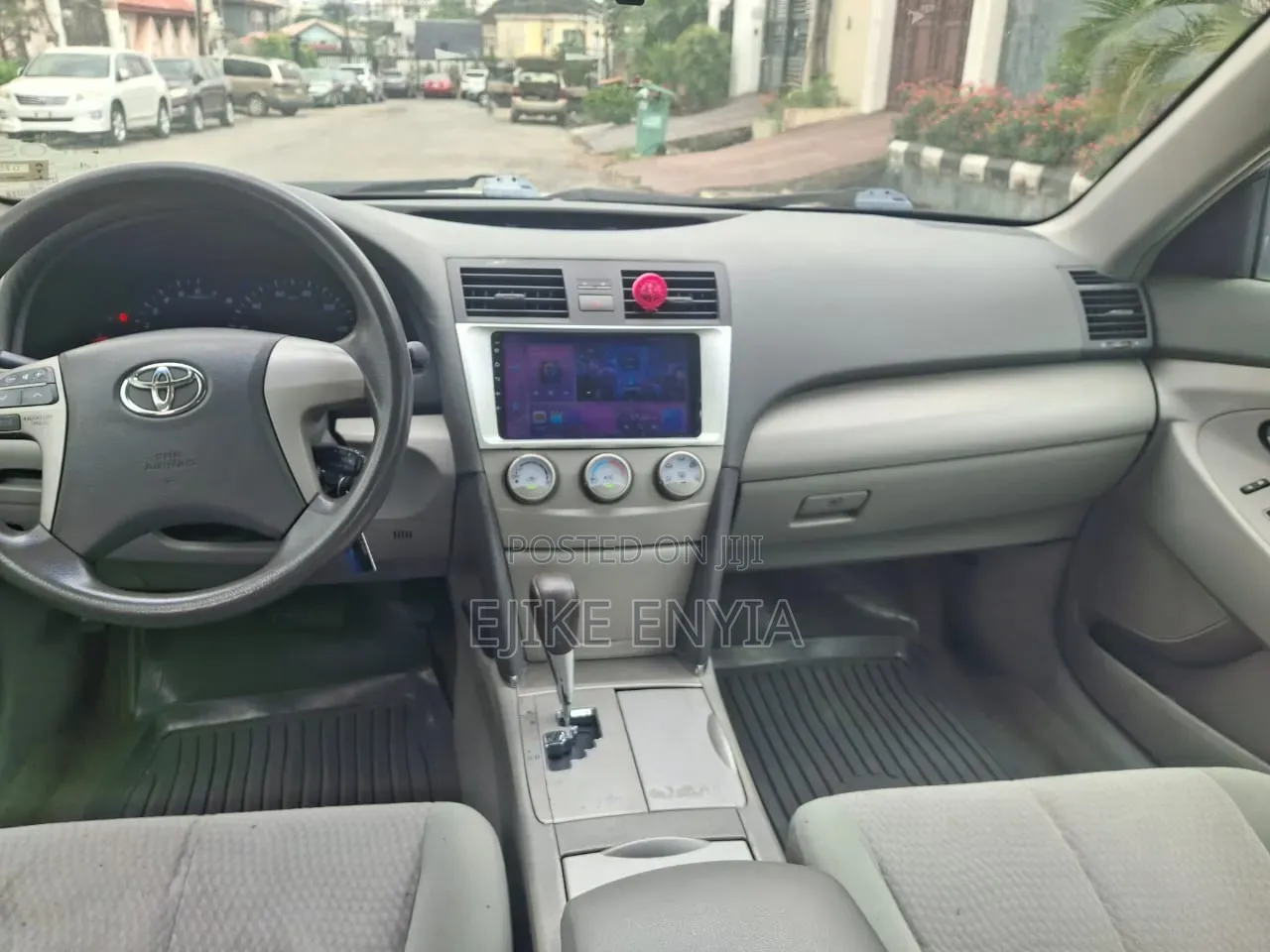 Toyota Camry 2010 Silver