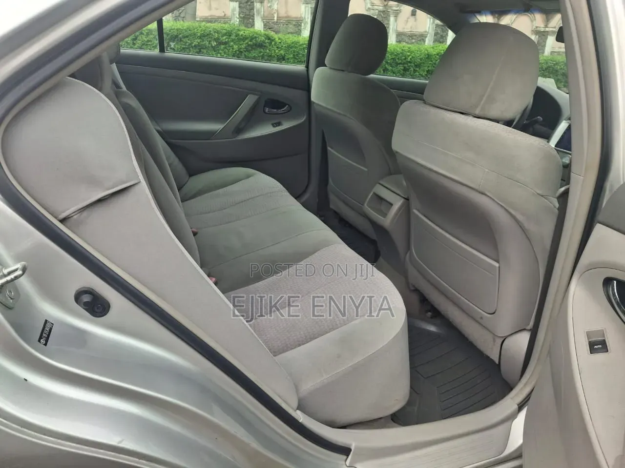 Toyota Camry 2010 Silver