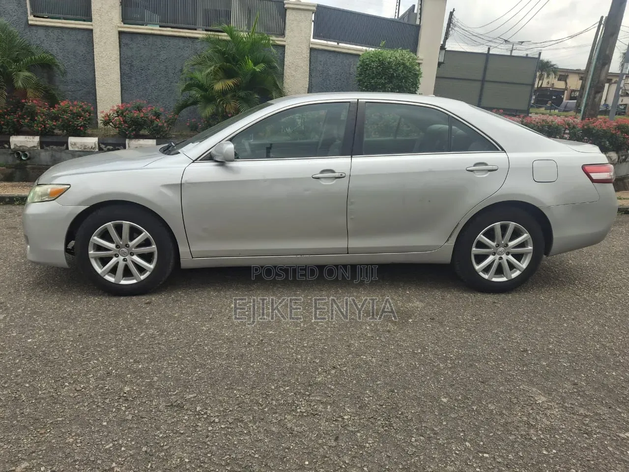 Toyota Camry 2010 Silver