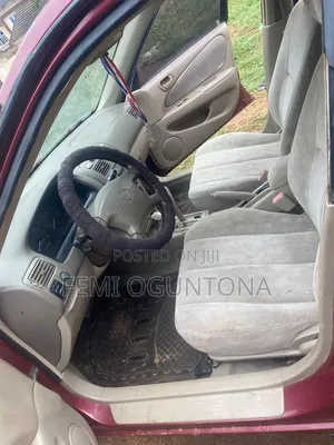 Toyota Corolla 2000 Red