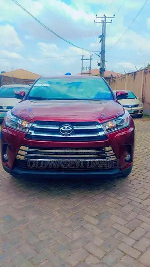 Toyota Highlander 2019 Red