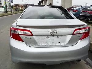 Toyota Camry 2014 Silver