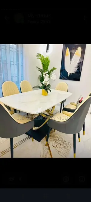 Beautiful 6 Seater Dining Table