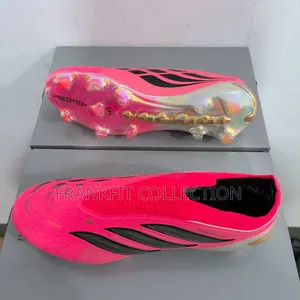 Men’s Football Boots – Stylish Durable