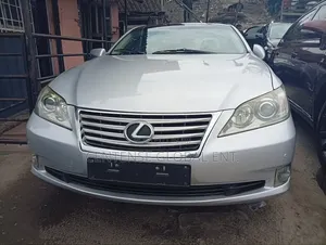 Lexus ES 2012 Silver