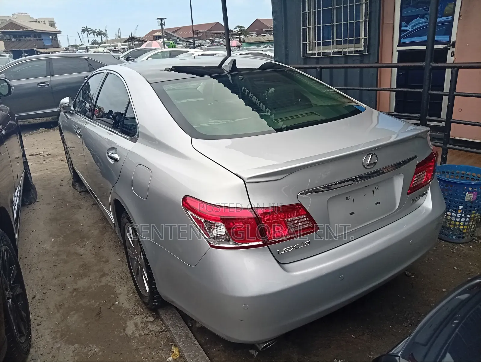 Lexus ES 2012 Silver