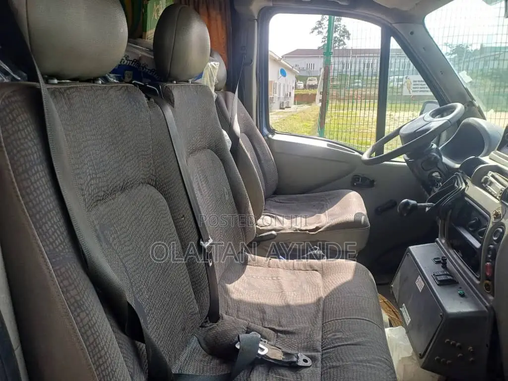 Renault Master 2002 Blue