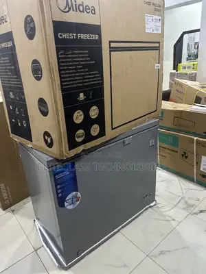 Midea Chest Freezer With 250L Capacity