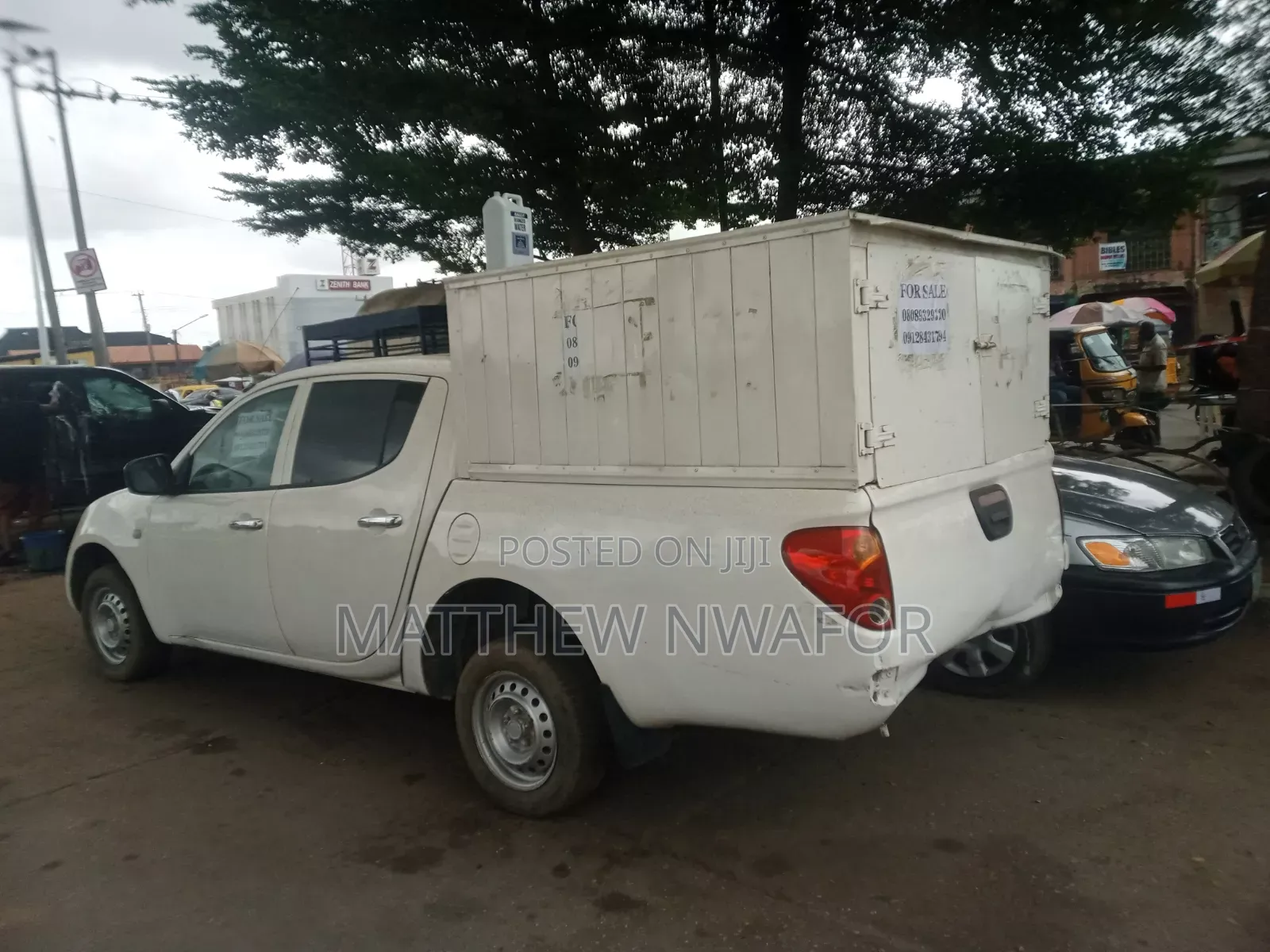 Mitsubishi L200 2014 White