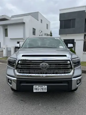 Toyota Tundra Limited 5.7L V8 4x2 CrewMax 5.6 ft. box 145.7 in. WB 2020