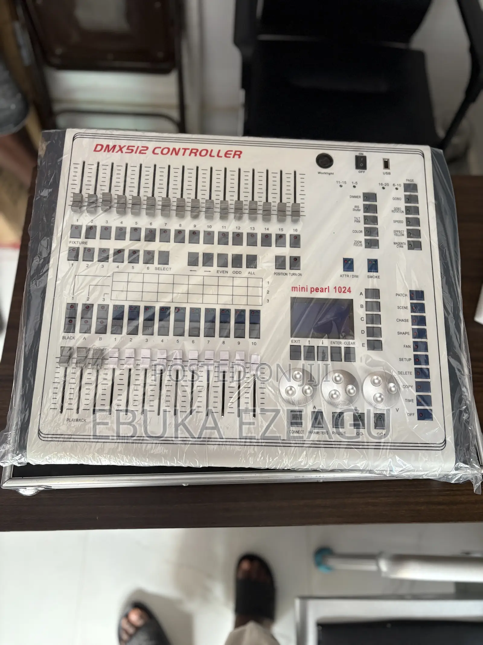 Mini Pearl 1024 DMX512