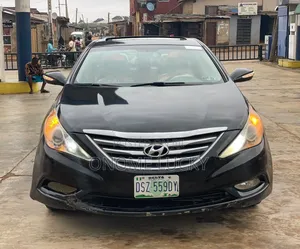 Hyundai Sonata 2012 Black