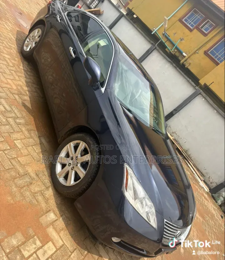 Lexus ES 350 2010 Blue