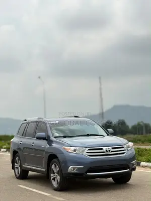 Toyota Highlander Limited 2012 Blue