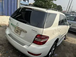 Mercedes-Benz M Class ML 350 4Matic 2011 White