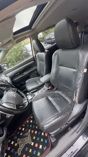 Mitsubishi Outlander 2.4 PHEV AWD 2014 Black