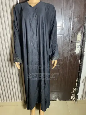 Neatly Used Black Abaya