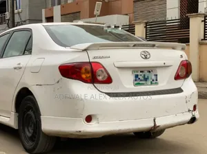 Toyota Corolla 2009 White