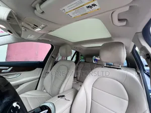 Mercedes-Benz GLC-Class 2017 Black