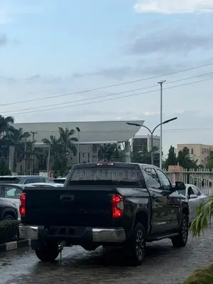 Toyota Tundra 2019 Black