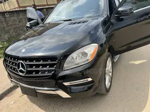 Mercedes-Benz M Class ML 350 BlueTEC 4Matic 2012 Black