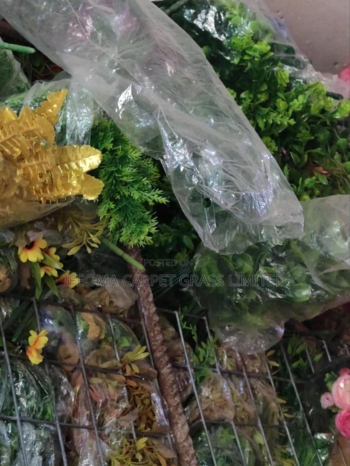 Dropping Flowers Available in Bulk. Available in Different Flowers