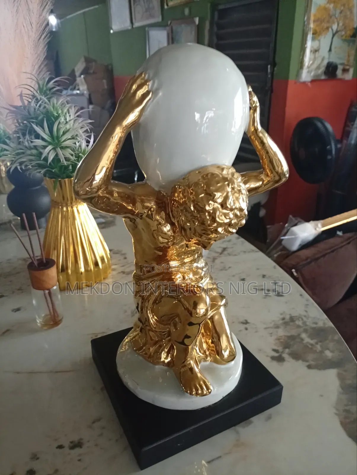 Table Decorative