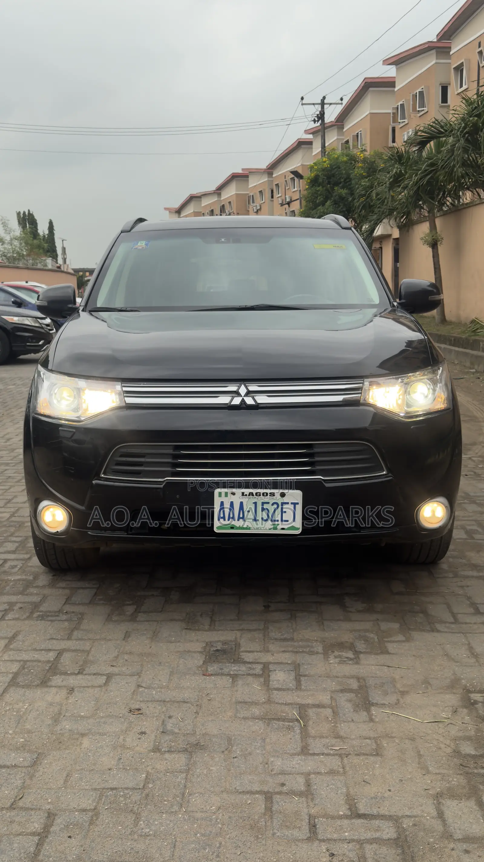 Mitsubishi Outlander 2.4 PHEV AWD 2014 Black