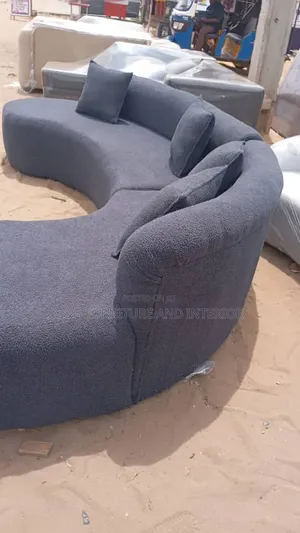 Curvy Chair