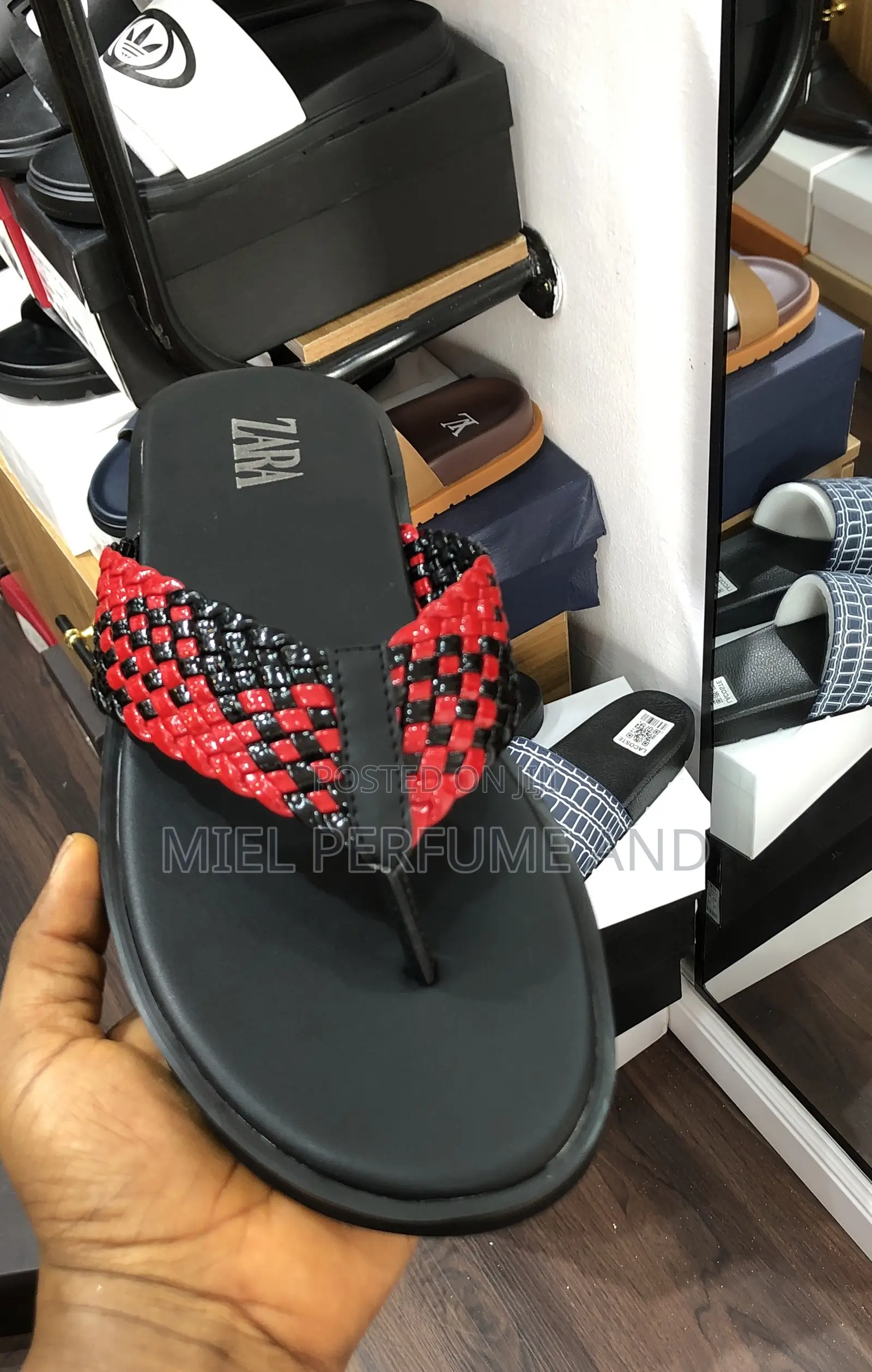 Original Zara Slides
