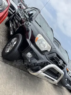 Toyota Tacoma Double Cab 4x4 4.0L V6 5-Speed Automatic 2013 Black
