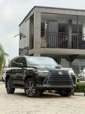 New Lexus LX 600 2025 Green
