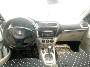 Peugeot 301 2012 Gray