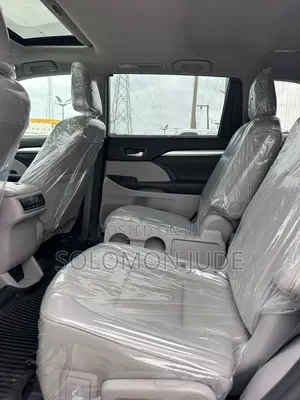 Toyota Highlander 2019 Silver